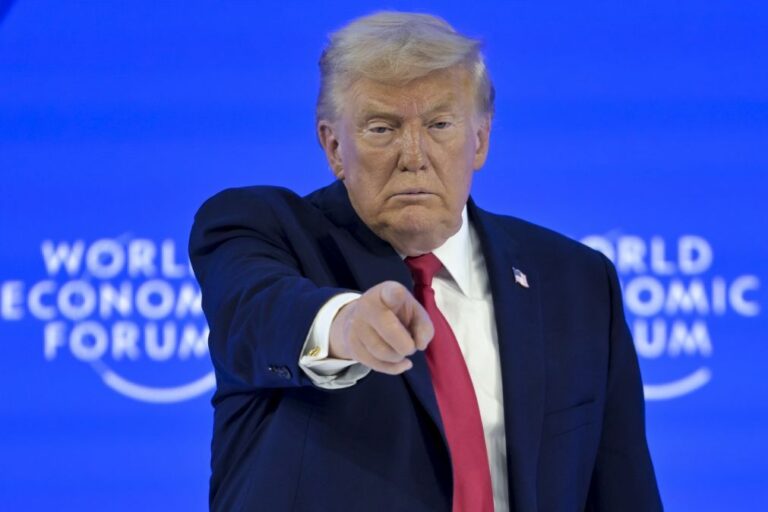 Trump avisa que se Putin e Zelensky não assinam acordo agora 