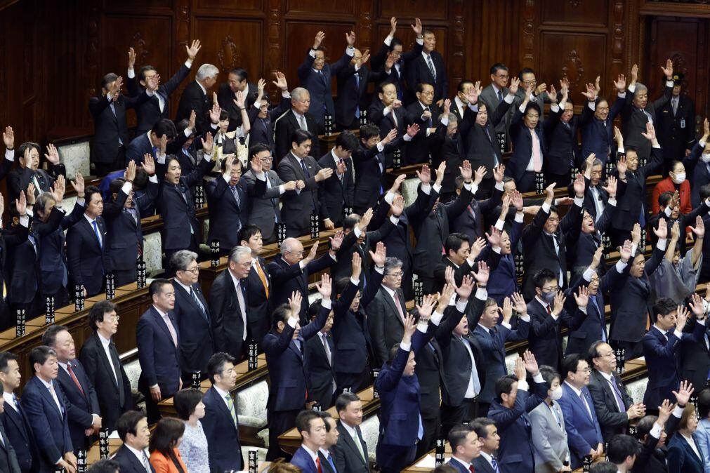 Sanae Takaichi dissolve Parlamento japonês e convoca eleições para 08 de fevereiro