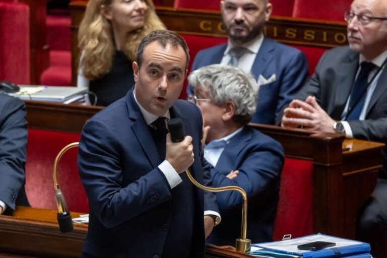 França lança plano para construir dois milhões de casas até 2030
