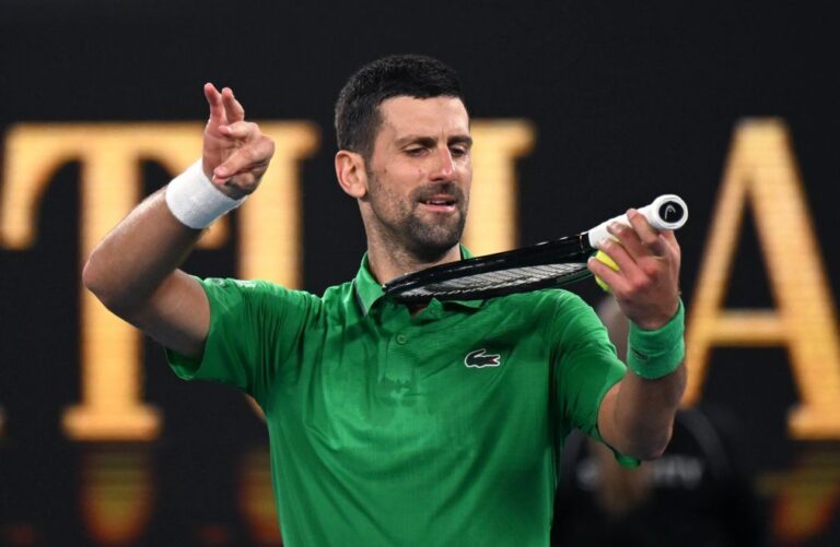 Novak Djokovic vence Botic van de Zandschulp e assegura 'oitavos' do Open da Austrália