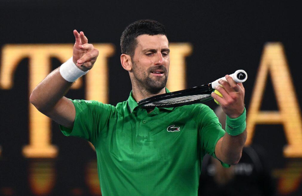 Novak Djokovic vence Botic van de Zandschulp e assegura ‘oitavos’ do Open da Austrália