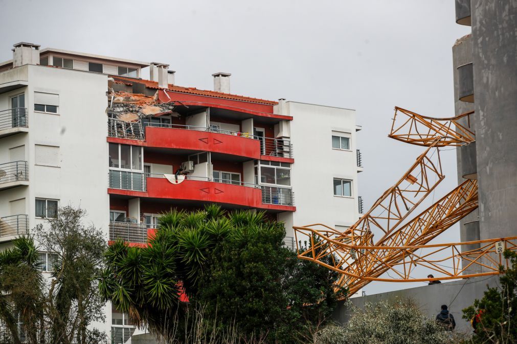Recolhem-se bens para ajudar região de Leiria em várias zonas do país