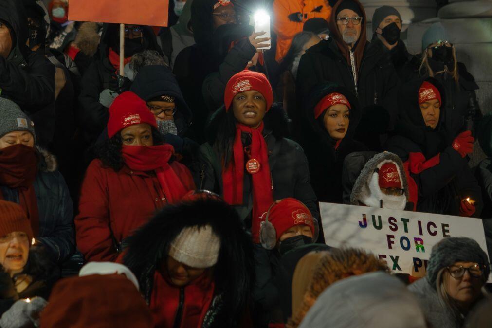 Nova-Iorquinos aderem a protesto nacional em solidariedade com Minneapolis e contra ICE