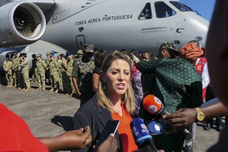 Portugal anuncia para fevereiro mais ajuda às vítimas das cheias em Moçambique
