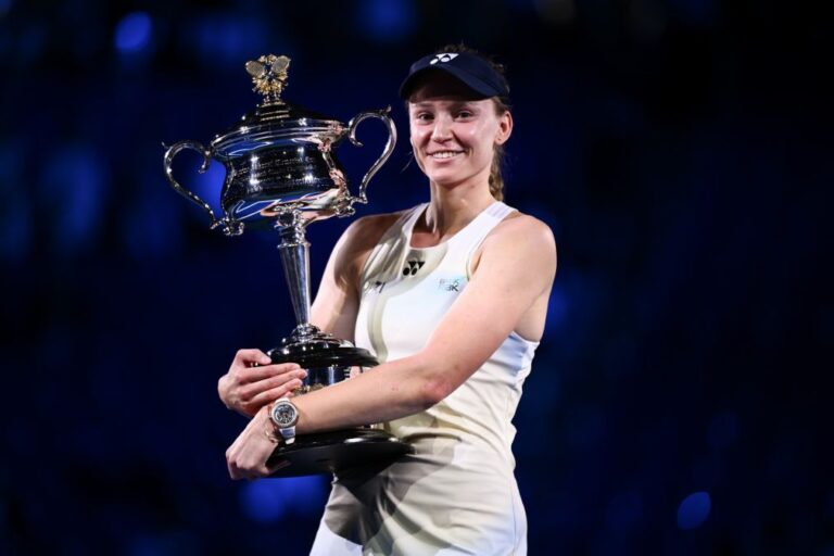 Impassível Elena Rybakina nunca deixou de acreditar e sagrou-se campeã do Open da Austrália