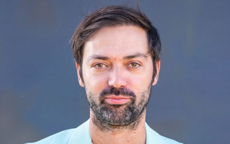 Diogo Valsassina Surge com atriz dos Morangos Com Açúcar... e não é Ana Guiomar!