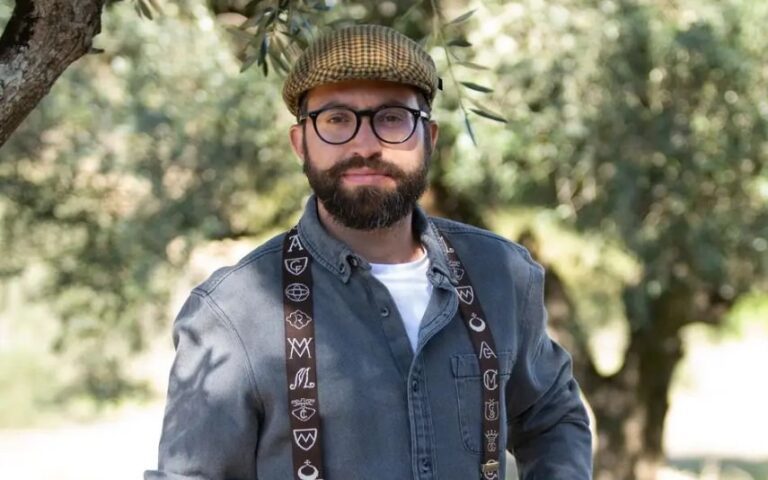 Quem Quer Namorar com o Agricultor João Faria Menezes: 