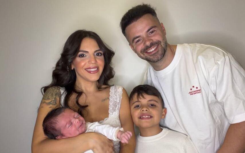 Tatiana Boa Nova Explica motivo pelo qual não consegue dar de mamar ao filho bebé