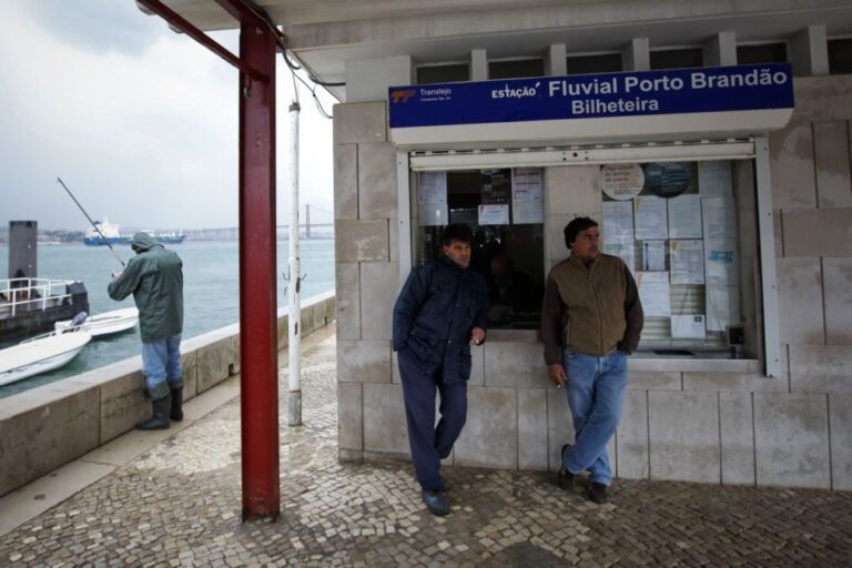 Estação fluvial de Porto Brandão encerrada
