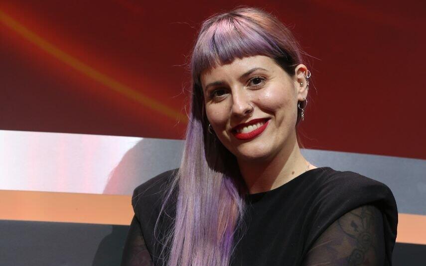 1ª Companhia Andrea ou Andreia? Cantora revela como a podem chamar