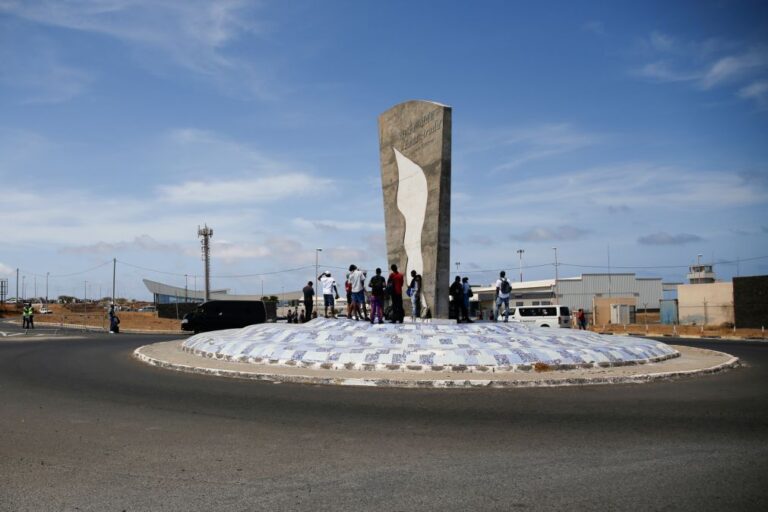 Cabo Verde passa a exigir visto prévio para cidadãos de 91 países