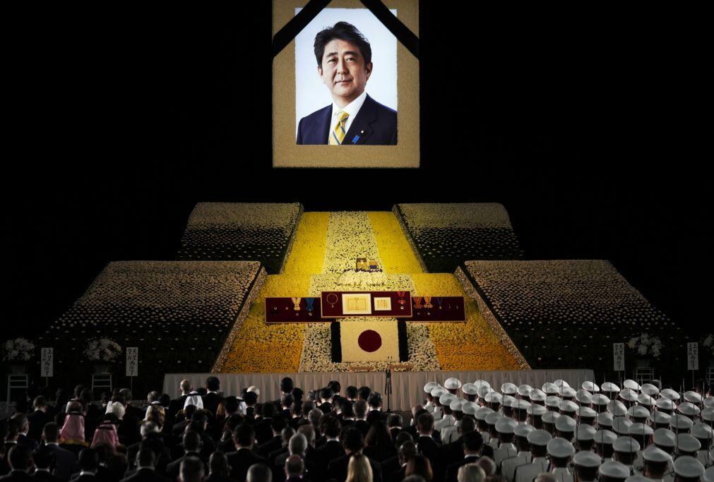 Assassino de Shinzo Abe recorre da condenação a prisão perpétua