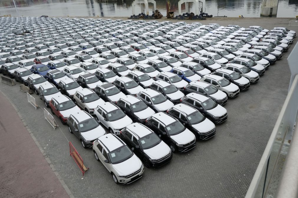 Vendas de carros novos na União Europeia caem 3,9% em janeiro