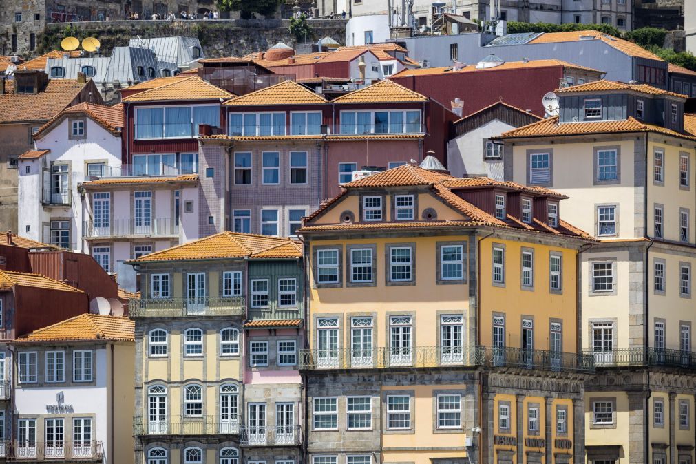 Taxa Euribor sobe a três e a seis meses e mantém-se a 12 meses