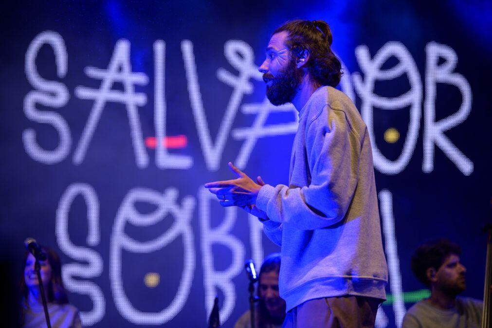Salvador Sobral sai do Spotify contra exploração dos autores, indústria de guerra e IA