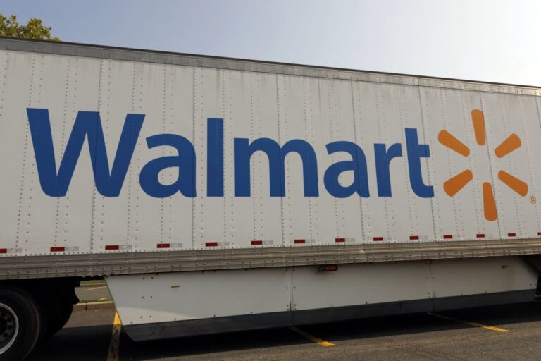 Walmart supera a fasquia de um bilião de dólares em bolsa