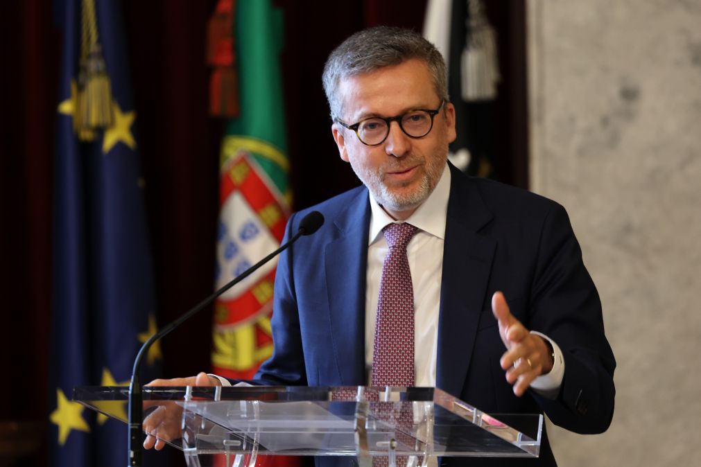Moedas apela a que se evitem deslocações desnecessárias em Lisboa