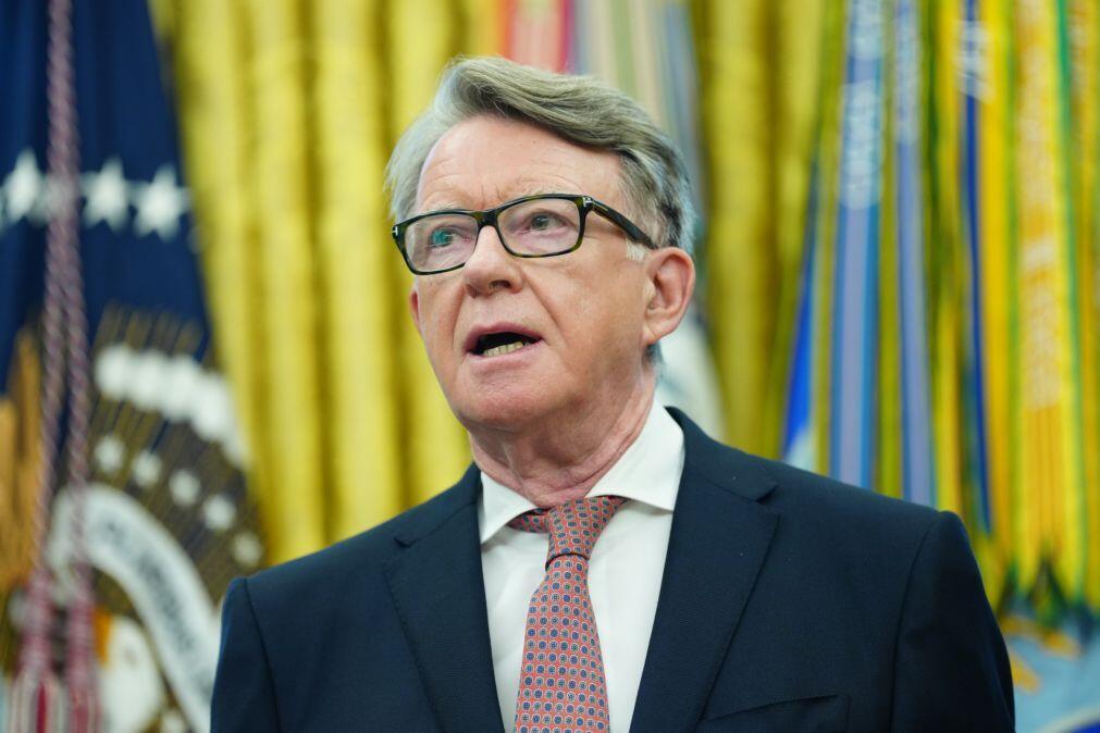 Antigo ministro Peter Mandelson detido em Londres sob suspeita de má conduta