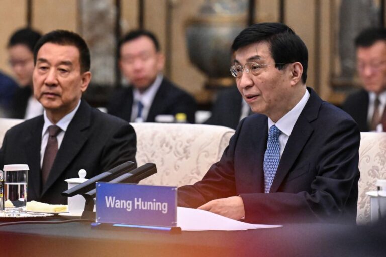 PC Chinês e oposição taiwanesa reforçam noção de nação chinesa comum