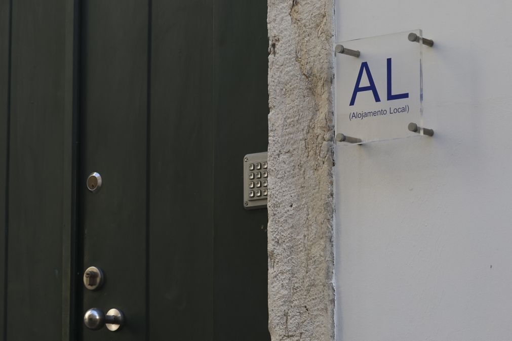 Lisboa emitiu “zero licenças” de alojamento local após cancelamento de registos inativos – Moedas