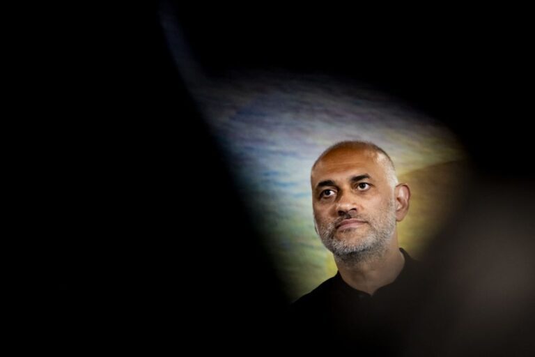 Cineasta palestiniano Kamal Aljafari no Porto para retrospetiva no cinema Batalha