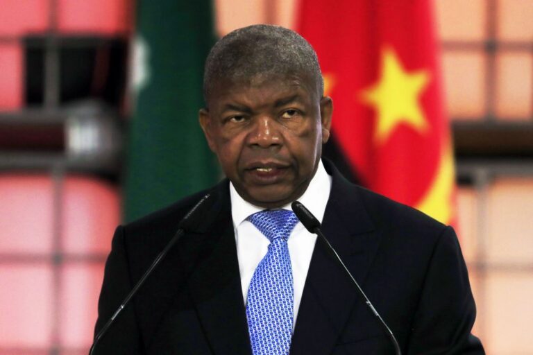 PR angolano anuncia Cimeira Global de Investimento em África este ano em Luanda