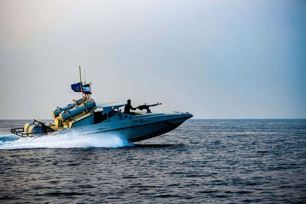Rússia e Irão realizam exercícios navais no Golfo de Omã e no Oceano Índico