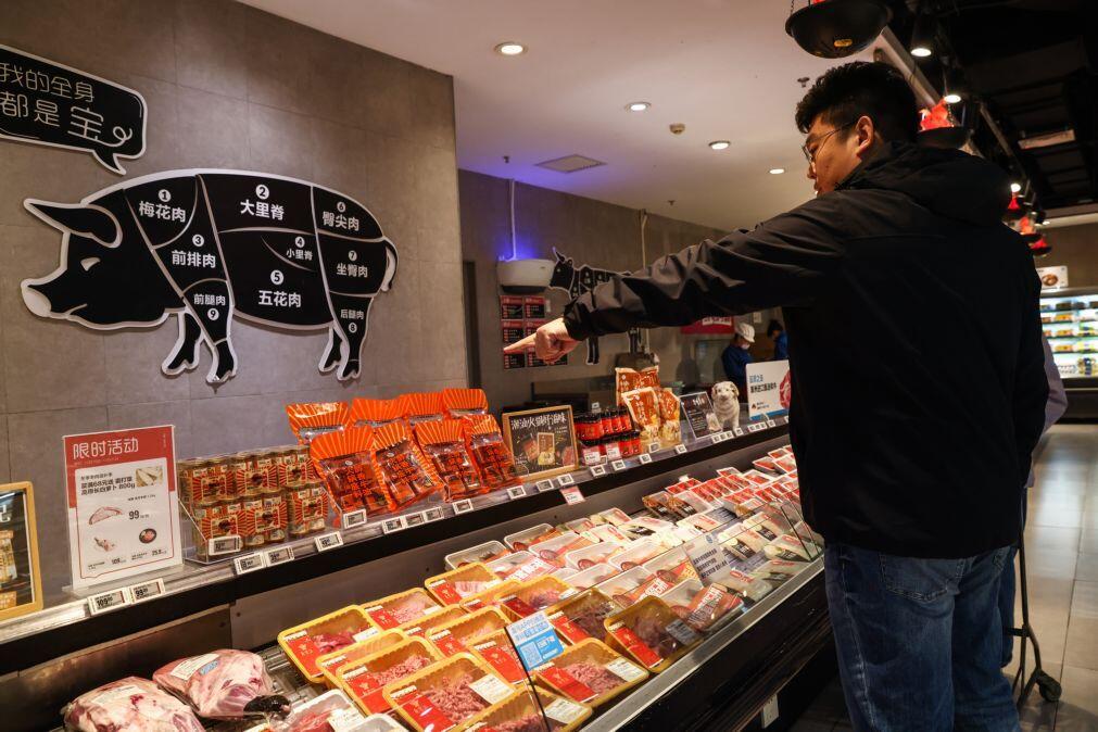 Maior criador de porcos da China prepara entrada em bolsa