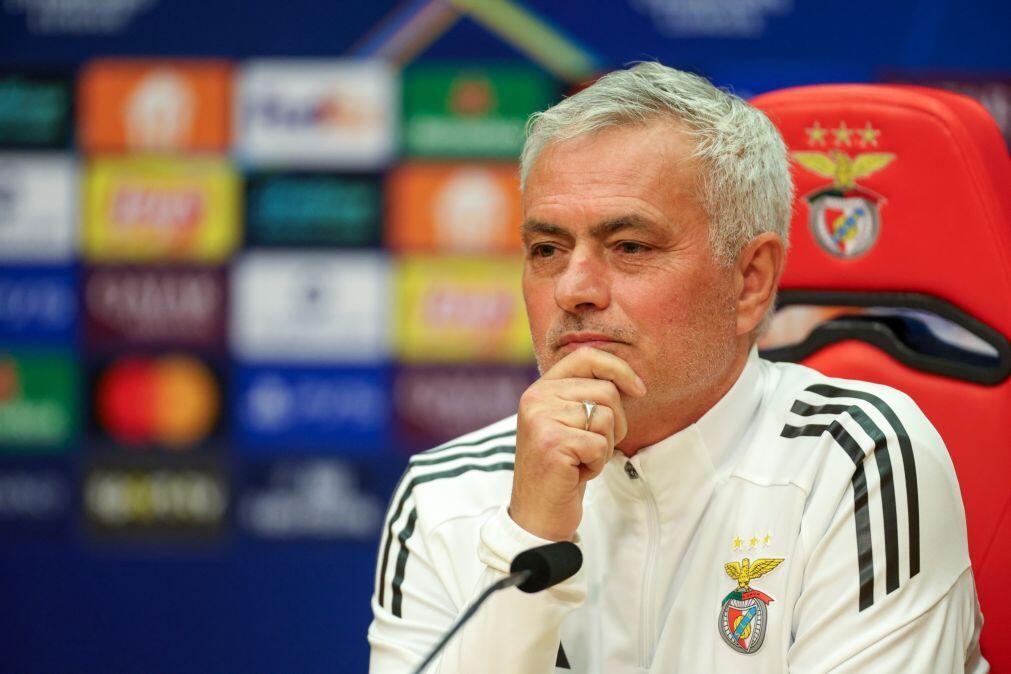 Mourinho tenta ultrapassar eliminatória da Liga dos Campeões mais de uma década depois