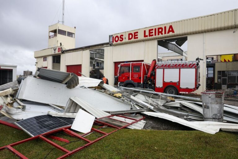 17 corporações de bombeiros com quartéis danificados - Liga