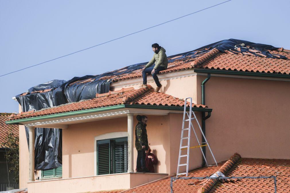 Vieira de Leiria reergue-se com telhas doadas de vários pontos do país