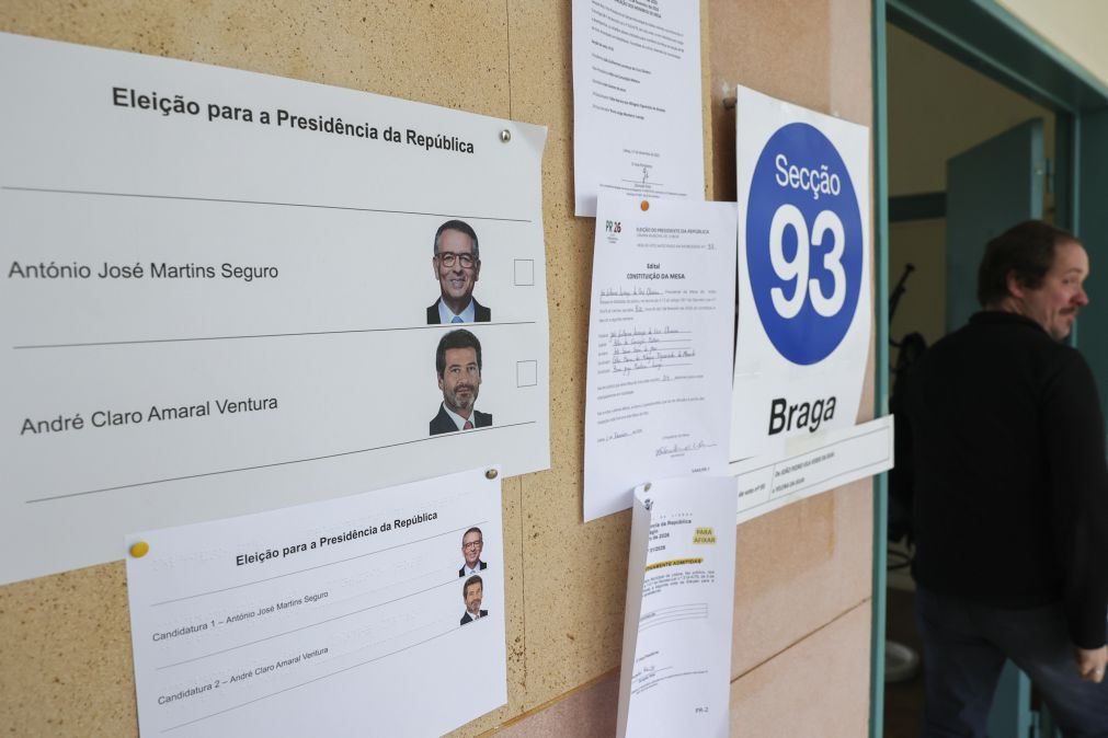 Cerca de 14% dos inscritos votaram até às 11:30 em Lisboa