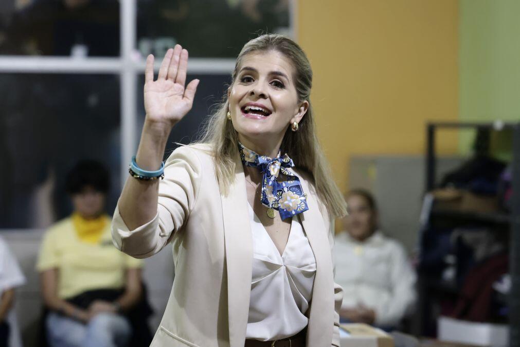 Contagem parcial dá vantagem a candidata presidencial de direita na Costa Rica
