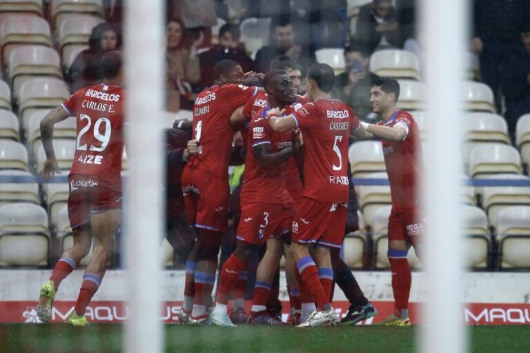 Gil Vicente goleia Famalicão e regressa à condição ao quarto lugar