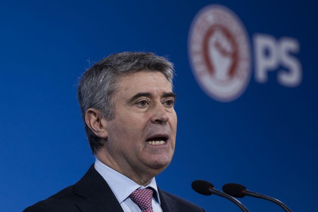 José Luís Carneiro formaliza recandidatura à liderança do PS