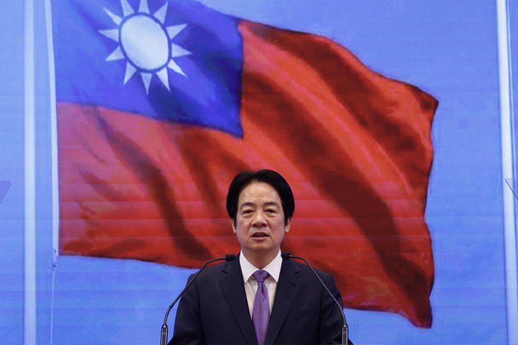 Governo de Taiwan critica participação de partido da oposição em fórum em Pequim