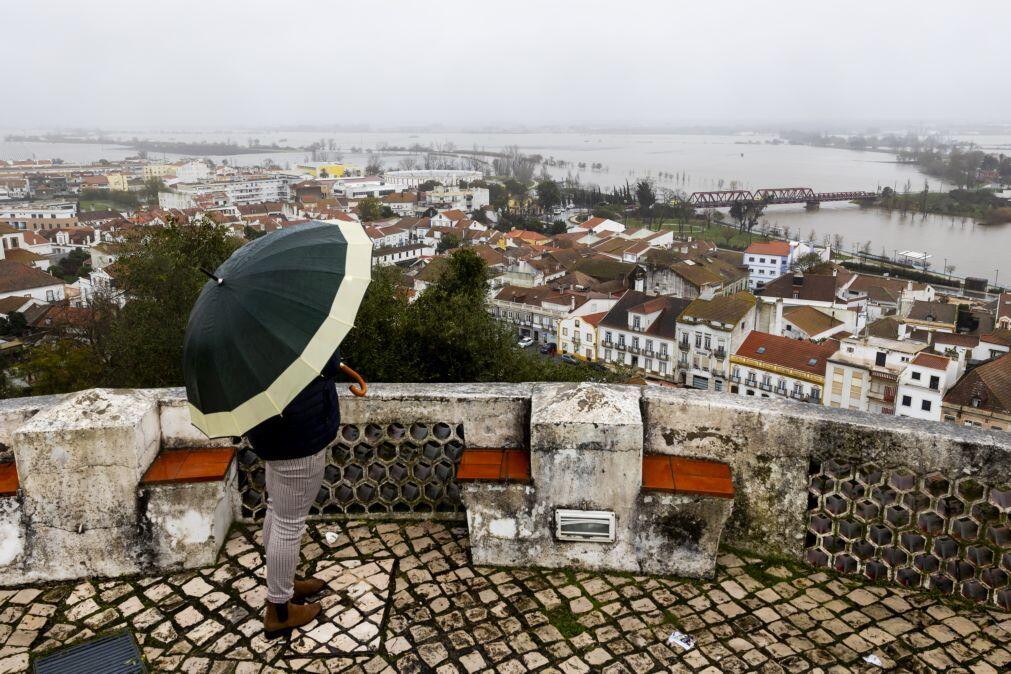 Chuva forte regressa a Portugal continental terça e quarta-feira