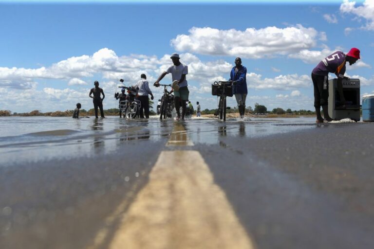 Autoridades alertam para subida da água em bacias no centro de Moçambique