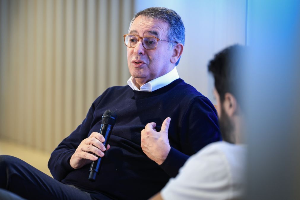 Seguro diz que consigo “não haverá nenhuma pergunta sem resposta”