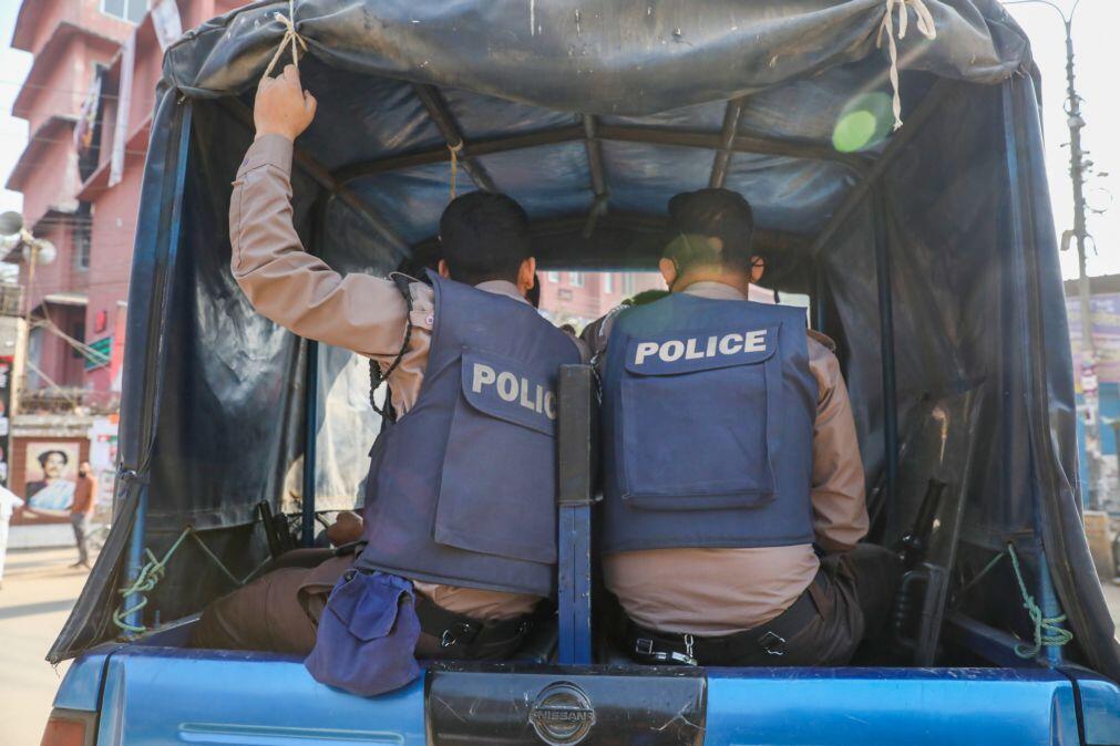 Bomba em centro de votação causa pelo menos três feridos no sul de Bangladesh