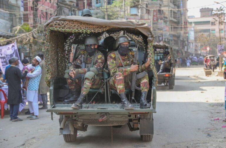Pelo menos 10 mortos e 2.503 feridos por violência eleitoral no Bangladesh desde outubro