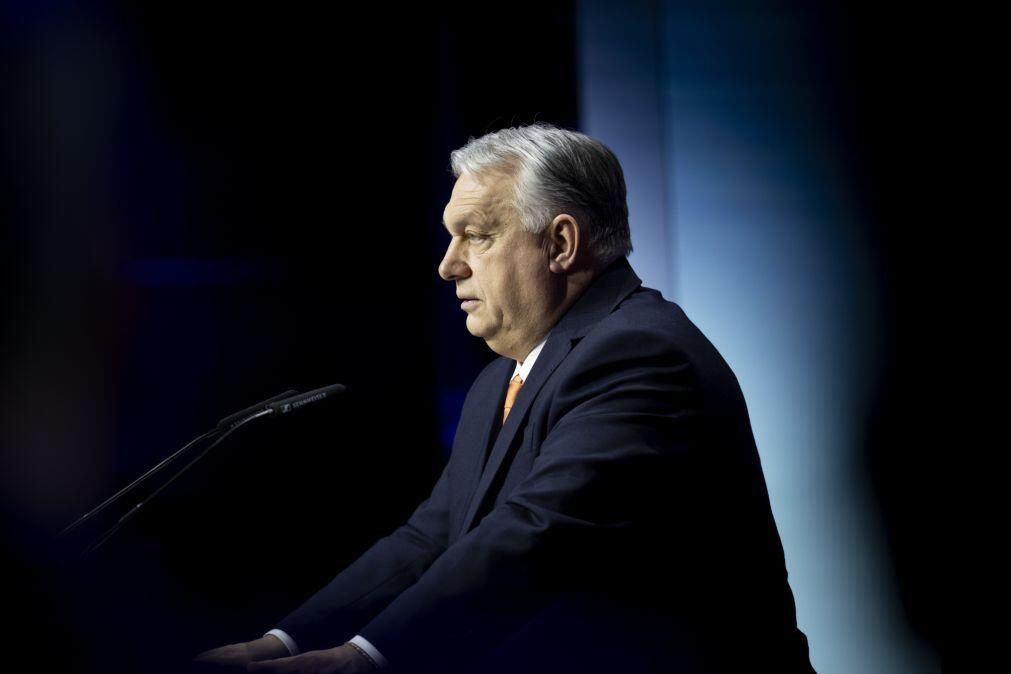 Ucrânia: Orbán bloqueará 90 mil milhões de euros da UE se petróleo russo não circular