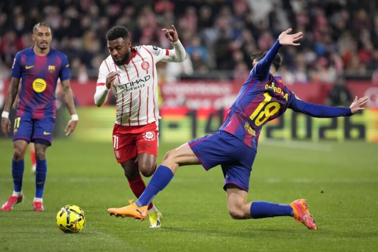 FC Barcelona 'travado' em Girona, deixa escapar Real Madrid na La Liga