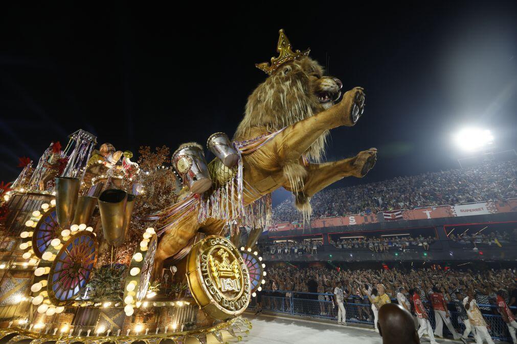 Viradouro vence Carnaval do Rio e escola que homenageou Lula desce de divisão