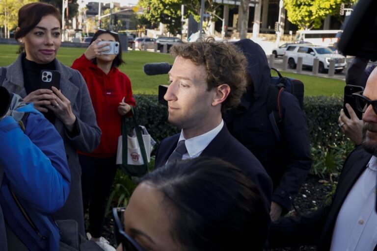 Zuckerberg lamenta demora do Instagram a identificar menores de 13 anos
