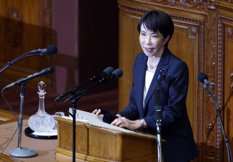 Líder do Japão acusa China de querer mudar o status quo 