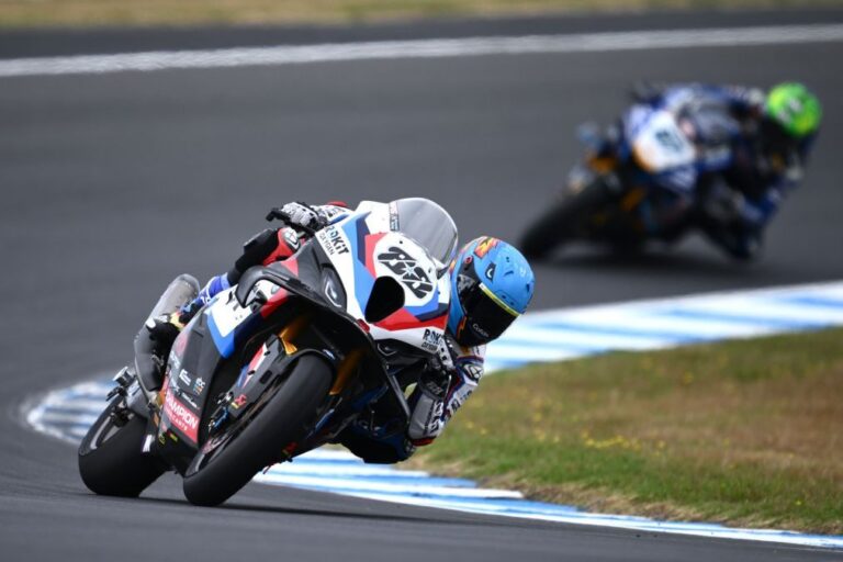 Miguel Oliveira estreia-se nas Superbikes com oitavo lugar na Austrália