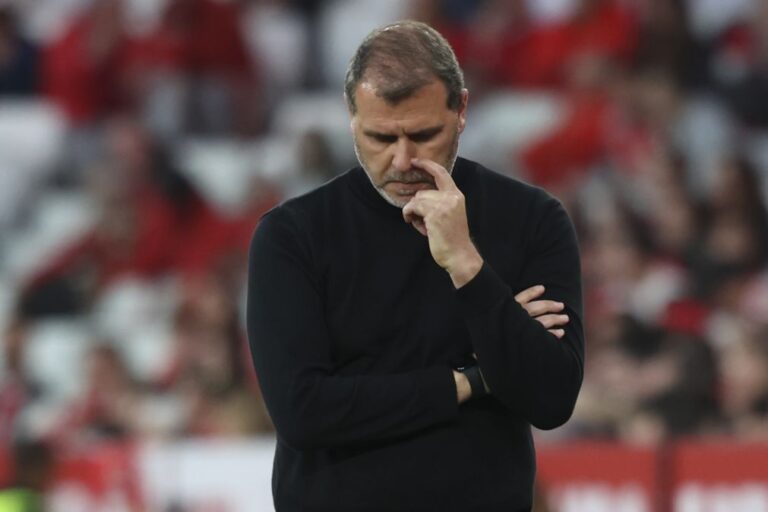 Treinador do AVS quer dar 