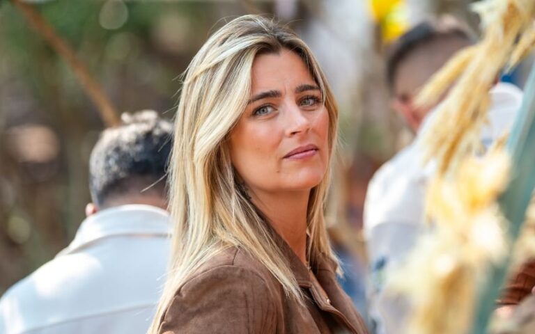 Carolina Pinto Anuncia recomeço após separação de Marco Costa [Fotografia]