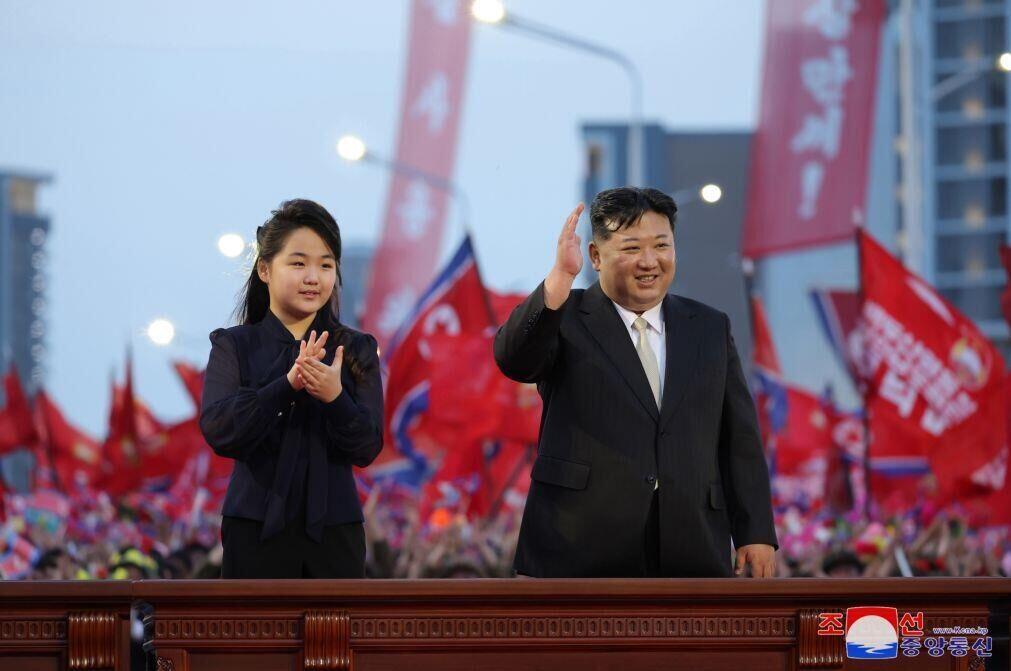 Do berço ao Poder: Kim Jong-un prepara filha para herdar o trono na Coreia do Norte